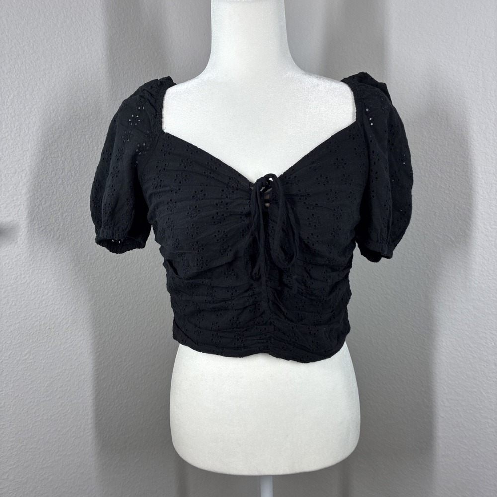 Do & Be Crop Top Black Puff Sleeves Milkmaid Coquette Eyelet Floral Y2K Peasant